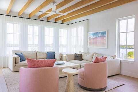 New Waterfront Home - Dreamside House House in Stock Island