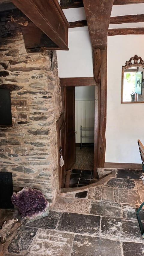 Urgemütlicher Winkelhof "La ferme von 1634" mit Terrasse Apartment in Wallonia, Belgium