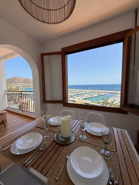 Natural landscape, View (from property/room), Balcony/Terrace, Sea view