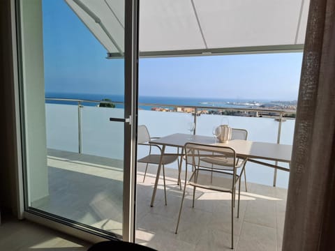 Balcony/Terrace, Dining area, Sea view