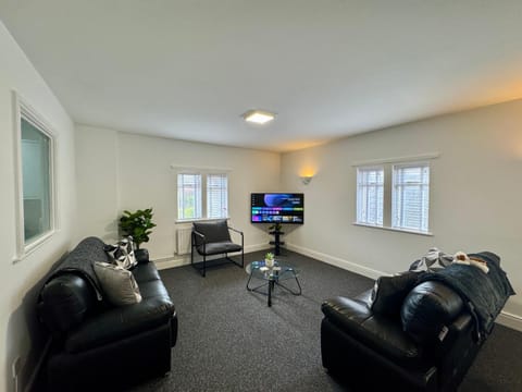 Twin Farms Apartment, Super location, with parking Apartment in Newcastle upon Tyne