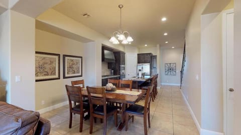 Tee Time at Coral Ridge Resort House in Washington