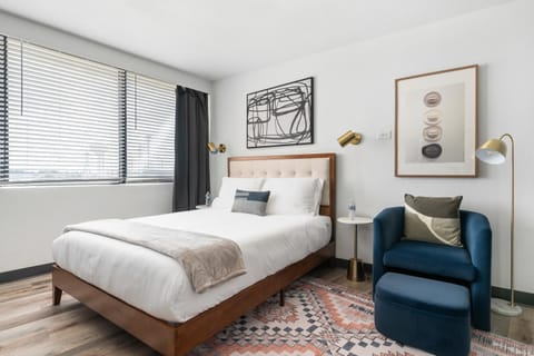 Bed, Seating area, Bedroom