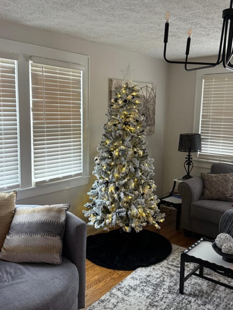 Big Country Escape - Bluewell WV House in West Virginia