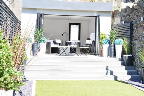 Pier39Portrush Adult Only Bed and Breakfast in Portrush