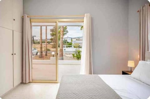 Sun Wave Villa Sea View Retreat Villa in Peyia