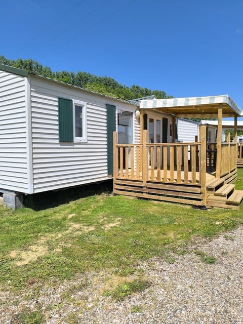 Property building, Patio