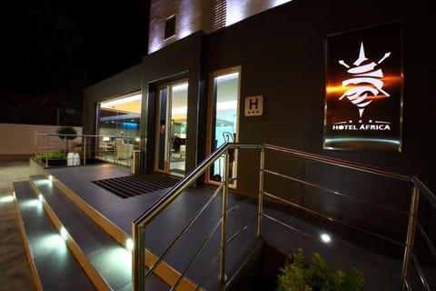 Facade/entrance
