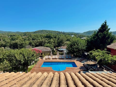 Natural landscape, Mountain view, Pool view, Swimming pool