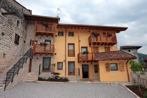 Albergo Diffuso Polcenigo Casa Blas Apartment in Friuli-Venezia Giulia