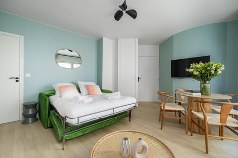 SERENERS - Serviced Apartments - Montmartre Apartment in Paris