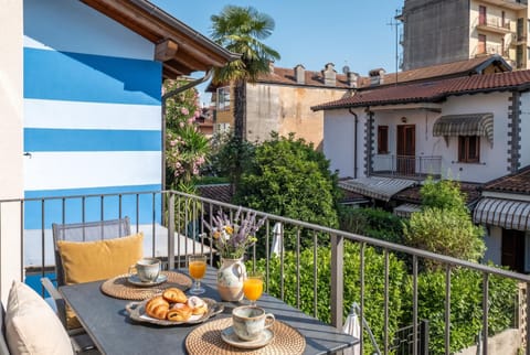 Property building, Balcony/Terrace