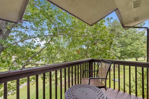 The Cozy Place - Pointe Royale Condo - Perfect for Couples House in Branson