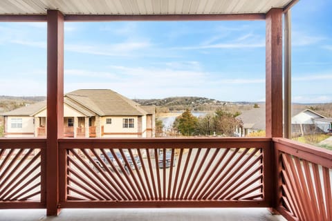 Rockwood Lakeview Getaway - Incredible Location House in Indian Point