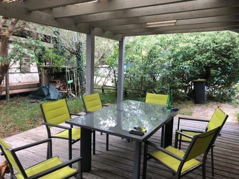 Patio, Garden view