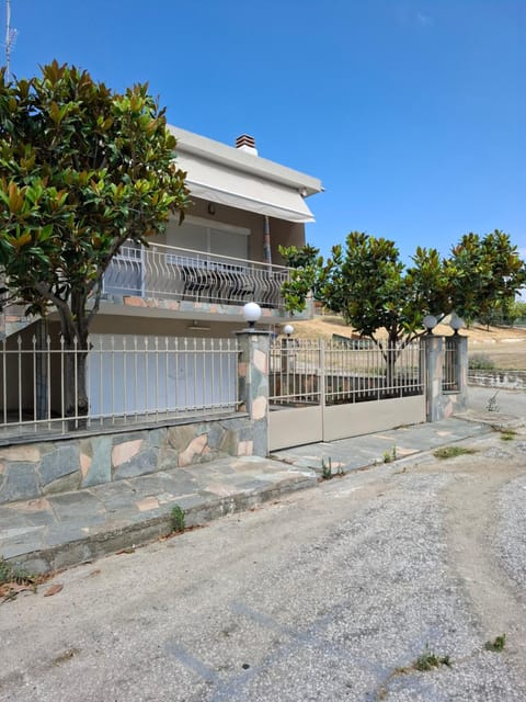 Titi's home House in Decentralized Administration of Macedonia and Thrace