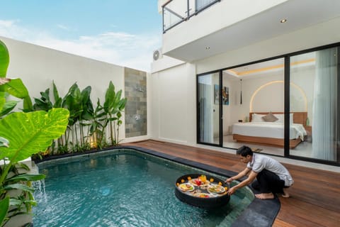 Patio, Day, Food and drinks, Garden view, Pool view, Breakfast