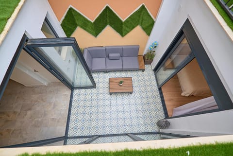 Patio, Balcony/Terrace