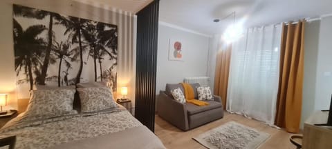 Studio proche centre-ville Apartment in Autun