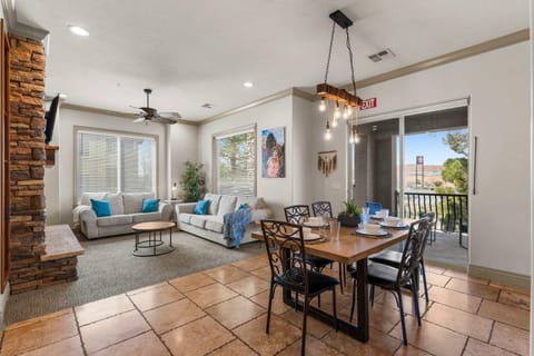 Sunset Vista - Amazing Views - Pet friendly House in Washington