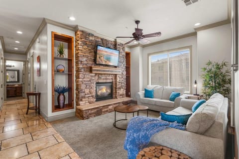 Sunset Vista - Amazing Views - Pet friendly House in Washington