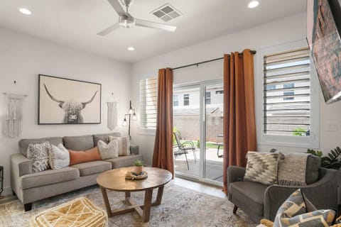 The Ranch House-Themed Condo House in Washington