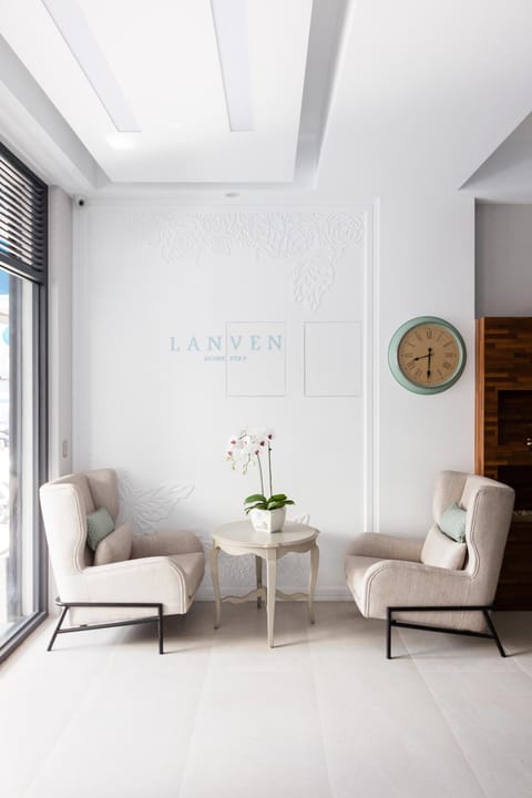 Facade/entrance, Living room, Internal: Not applicable to any particular room