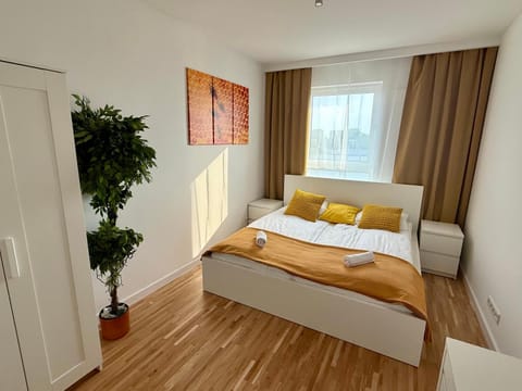 Bed, Photo of the whole room, Bedroom, towels, wardrobe