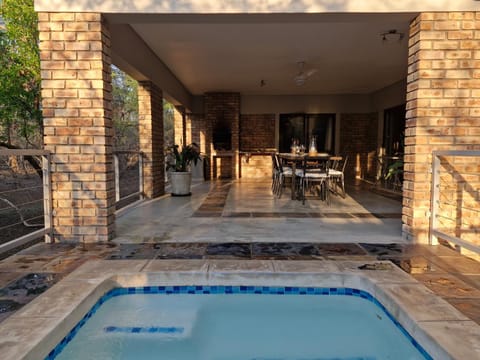 Property building, Patio, Day, Pool view, Swimming pool, Swimming pool