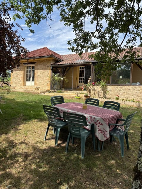 Garden, Dining area, Garden view