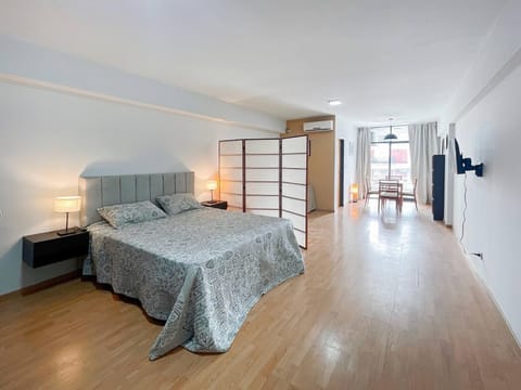 Photo of the whole room, Dining area, Bedroom