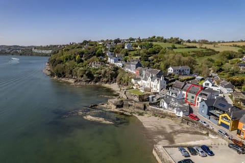 Beach, Sea view, Street view, Location