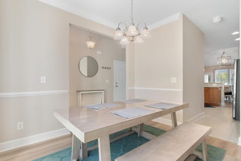 Cozy Barefoot Resort Townhome – Pool, Golf & Near Beach! House in North Myrtle Beach