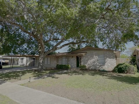 Latigo Haven - 7 mins to Lackland House in San Antonio