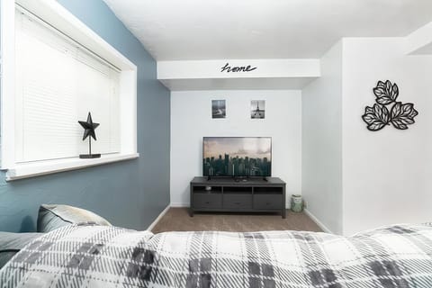 Spacious Millcreek Cottage Near SLC, Hiking, Golf House in Millcreek