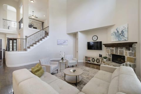 TV and multimedia, Living room, Seating area