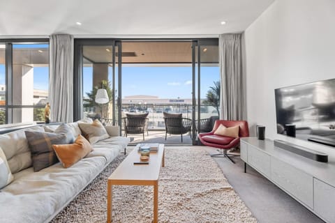 TV and multimedia, View (from property/room), Balcony/Terrace, Living room