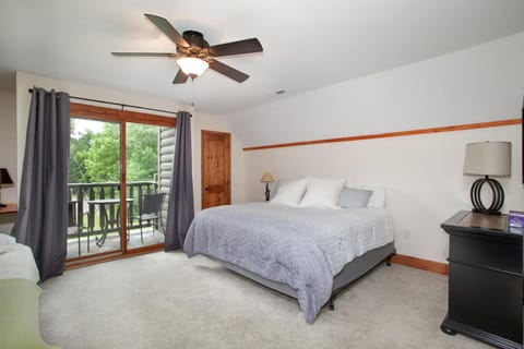 Blessed Getaway Theater LakeView GAMES House in Douglas Lake