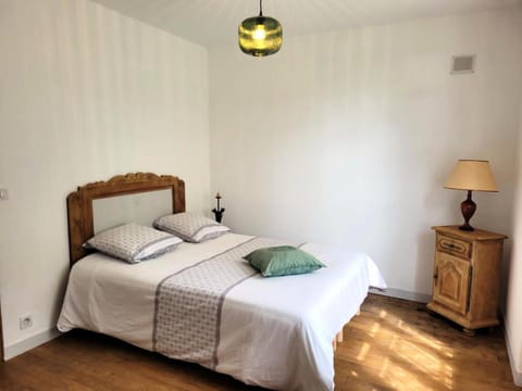 Gîte de France Chez baptiste 2 épis - Gîte de France 4 personnes MAE-0013 Apartment in Auvergne-Rhône-Alpes