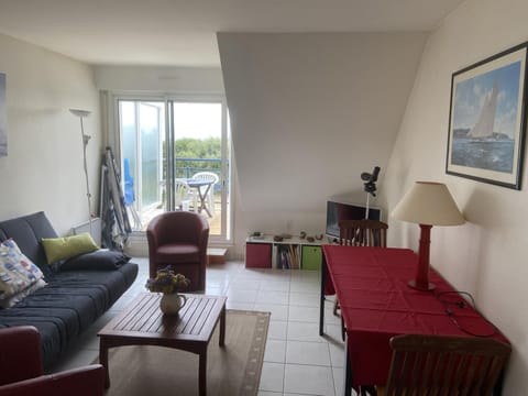 Le Croisic - Appartement 2 Pers. Face Plage Valentin - FR-1-843-24 Apartment in Le Croisic