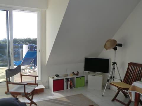 Le Croisic - Appartement 2 Pers. Face Plage Valentin - FR-1-843-24 Apartment in Le Croisic