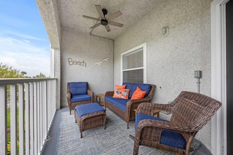 Ocean Hibiscus Retreat - For 8 House in Butler Beach