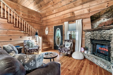 Unwind in Nature Arcade Adventure & Hot Tub House in Sevier County