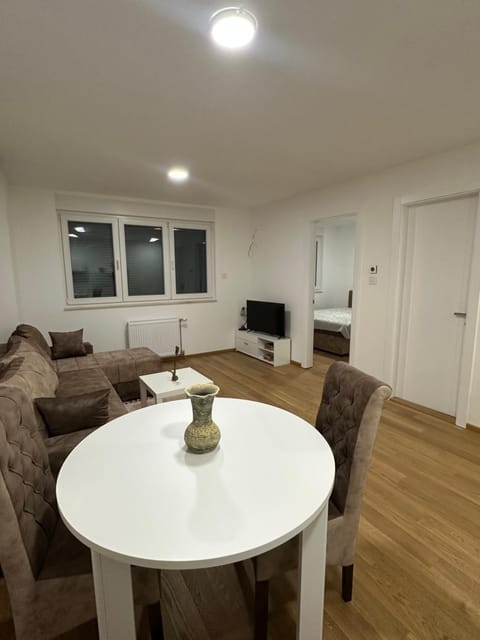 Apartments Nenad Apartment in Novi Sad