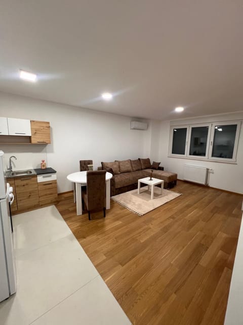 Apartments Nenad Apartment in Novi Sad