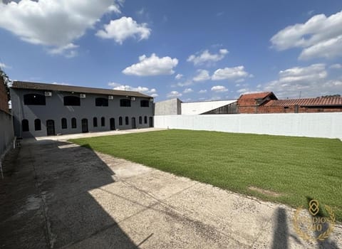 Facade/entrance, Parking