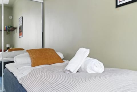 Mid Century Jugend Walkable Area Tram Bus 200m Apartment in Helsinki