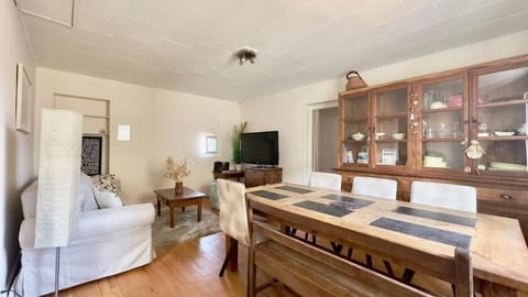 TV and multimedia, Dining area