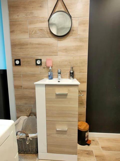 Loft moderne dans un palace bourgeois Apartment in Aix-les-Bains