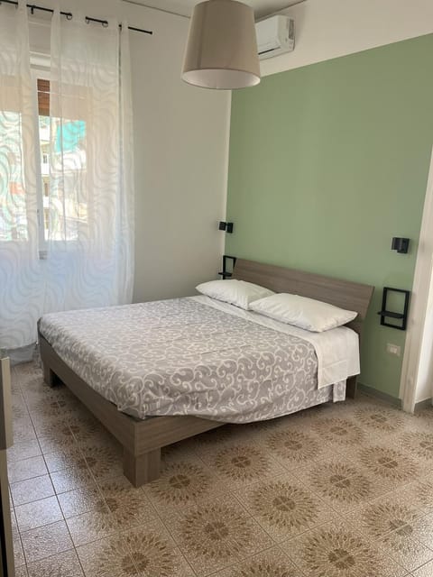 Elvis Apartment House in Salerno